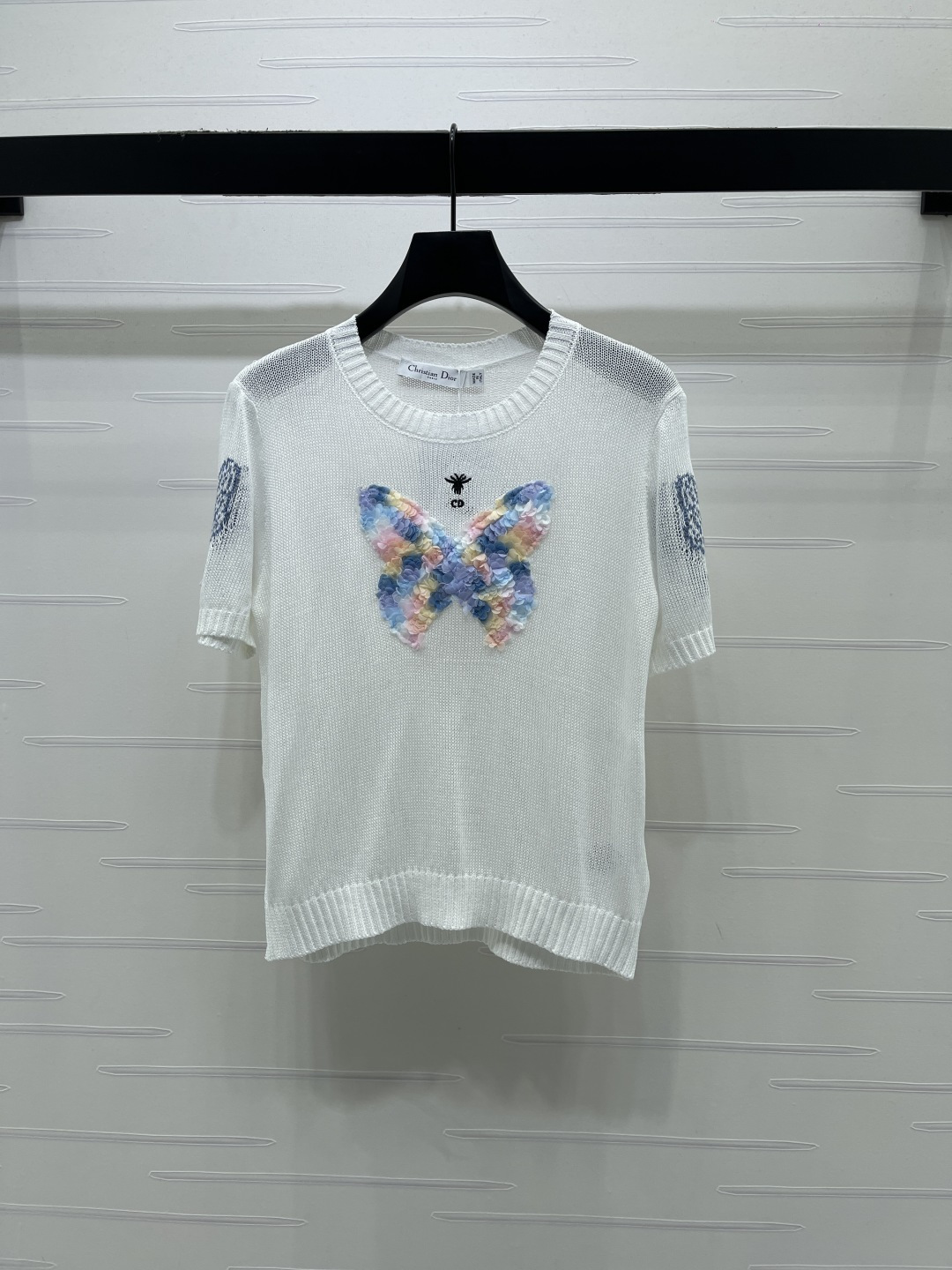 Women's short sleeves